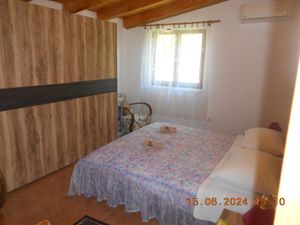 19205662-Ferienhaus-3-Umag-300x225-4