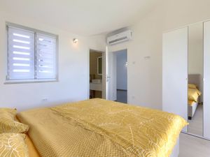 23860193-Ferienhaus-8-Umag-300x225-5