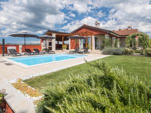 23950294-Ferienhaus-8-Umag-300x225-1