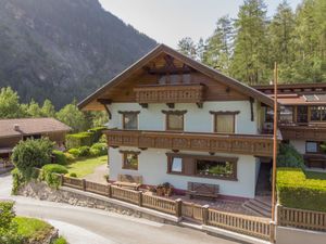 23836283-Ferienhaus-12-Umhausen-300x225-2