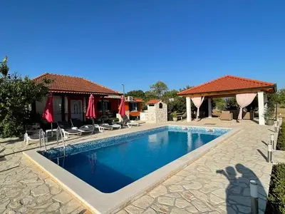 Ferienhaus für 6 Personen in Unešić 4/10