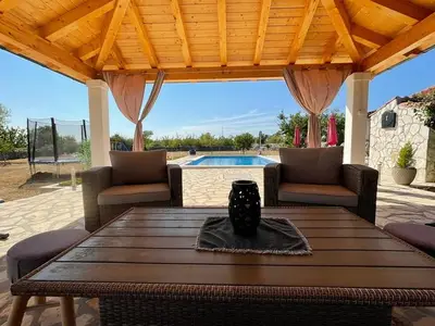 Ferienhaus für 6 Personen in Unešić 9/10