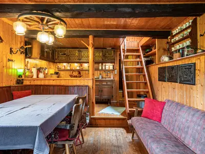 Photo, INSIDE, OUTSIDE