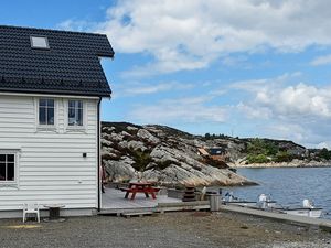 19318112-Ferienhaus-8-Urangsvåg-300x225-4