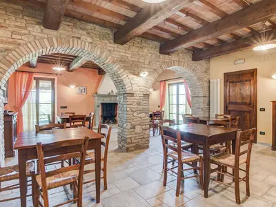DiningRoom