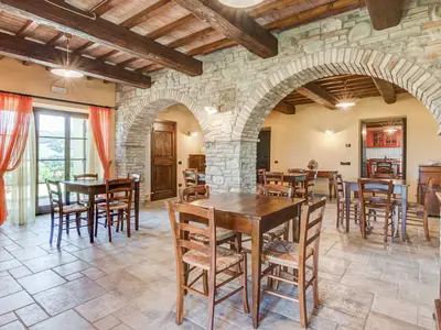 DiningRoom