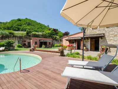 PoolOfHouse