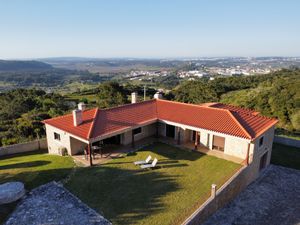 Ferienhaus für 9 Personen (270 m²) in Usseira