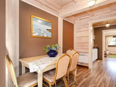 DiningRoom