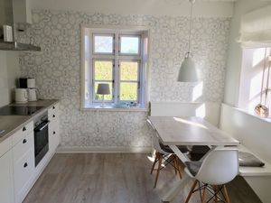 23948943-Ferienhaus-4-Utersum-300x225-3