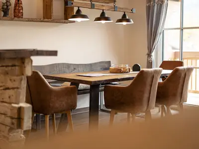 DiningRoom