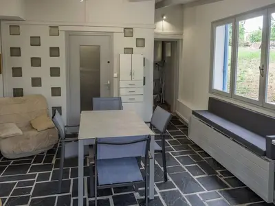 DiningRoom