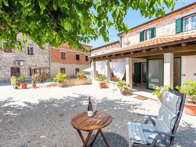 Ferienhaus für 4 Personen (80 m²) in Vabriga 1/10