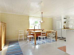 18287009-Ferienhaus-5-Väddö-300x225-1