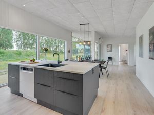 23572126-Ferienhaus-9-Væggerløse-300x225-4