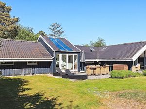 23662376-Ferienhaus-6-Væggerløse-300x225-0