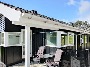 22803817-Ferienhaus-8-Væggerløse-300x225-5