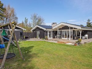 23276913-Ferienhaus-8-Væggerløse-300x225-0