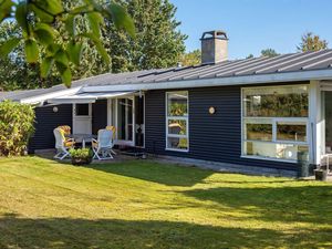 23297268-Ferienhaus-6-Væggerløse-300x225-0