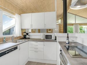 23720986-Ferienhaus-12-Væggerløse-300x225-5