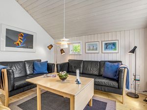 23728491-Ferienhaus-8-Væggerløse-300x225-4