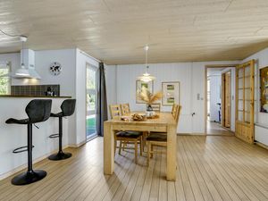 23949350-Ferienhaus-12-Væggerløse-300x225-5