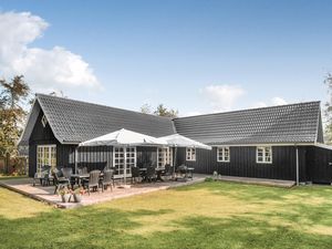 23729412-Ferienhaus-12-Væggerløse-300x225-0