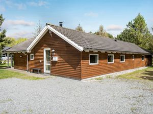 23729827-Ferienhaus-14-Væggerløse-300x225-1