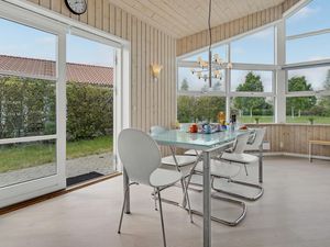 23734974-Ferienhaus-6-Væggerløse-300x225-5