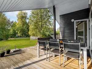 23719056-Ferienhaus-8-Væggerløse-300x225-1