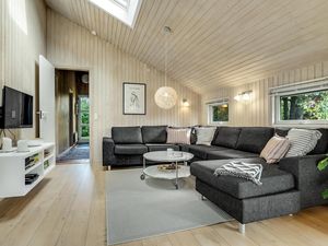 23719056-Ferienhaus-8-Væggerløse-300x225-4