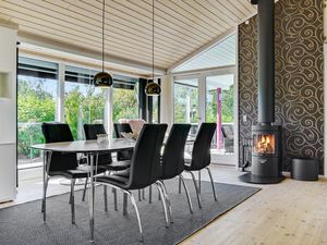 23738639-Ferienhaus-6-Væggerløse-300x225-3