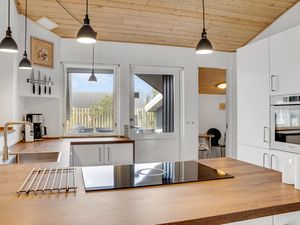 23747794-Ferienhaus-8-Væggerløse-300x225-5