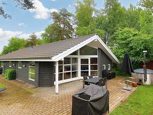 19312829-Ferienhaus-10-Væggerløse-300x225-0