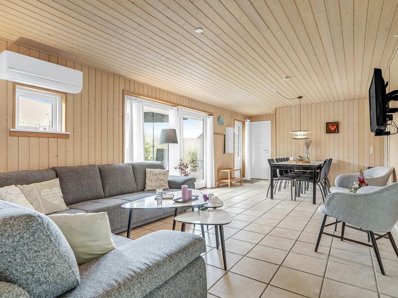 23734985-Ferienhaus-8-Væggerløse-800x600-2