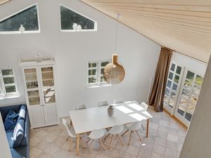 23761765-Ferienhaus-8-Væggerløse-300x225-5