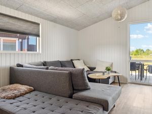 23763782-Ferienhaus-8-Væggerløse-300x225-3