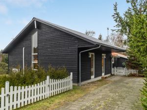 23862530-Ferienhaus-8-Væggerløse-300x225-3