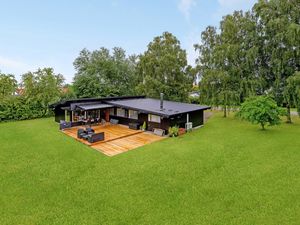 23747681-Ferienhaus-6-Væggerløse-300x225-0