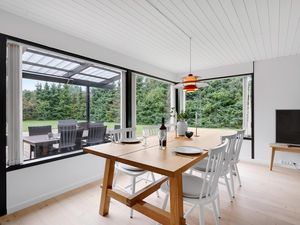 23747681-Ferienhaus-6-Væggerløse-300x225-4