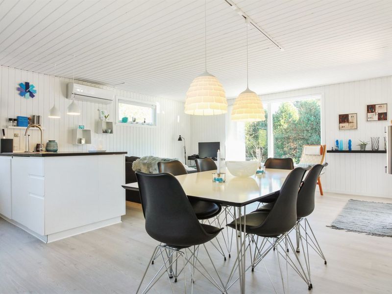 23863652-Ferienhaus-4-Væggerløse-800x600-2