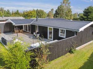 24056794-Ferienhaus-6-Væggerløse-300x225-0