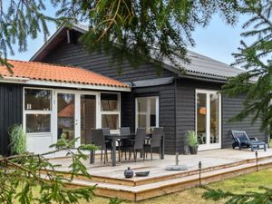 23862530-Ferienhaus-8-Væggerløse-300x225-3