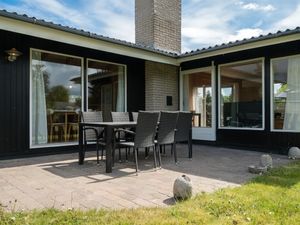 23863862-Ferienhaus-6-Væggerløse-300x225-5