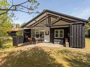 23863886-Ferienhaus-4-Væggerløse-300x225-5