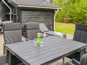 23863910-Ferienhaus-8-Væggerløse-300x225-5