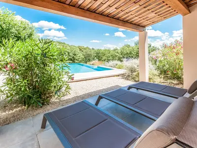 PoolOfHouse