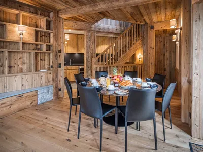 DiningRoom