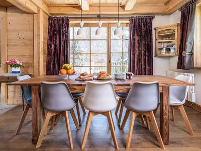 DiningRoom