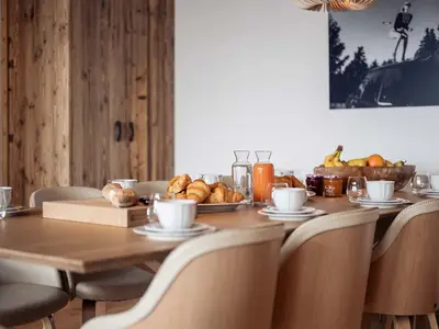 DiningRoom